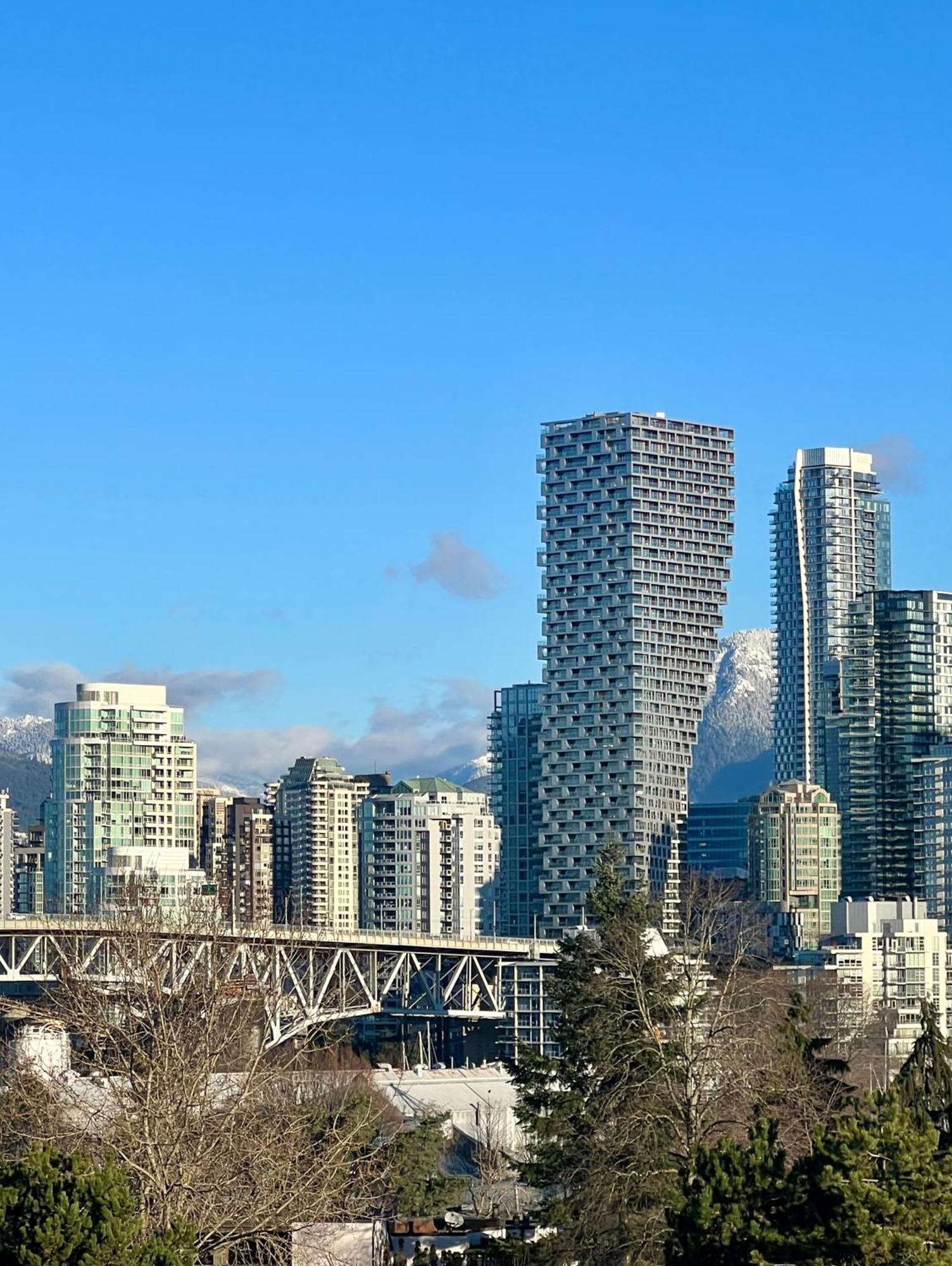Charming Heritage Home With Mountain And City Views Vancouver Exteriör bild